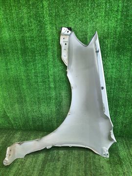 КРЫЛО НА TOYOTA ALLEX NZE121