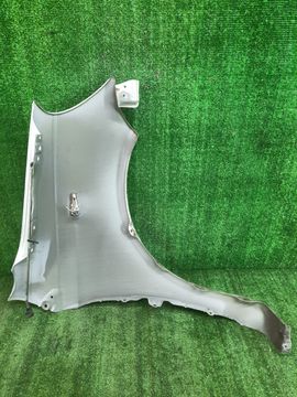 КРЫЛО НА TOYOTA VITZ NCP10