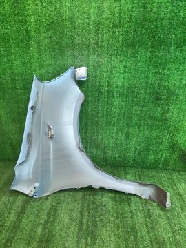 КРЫЛО НА TOYOTA VITZ NCP10