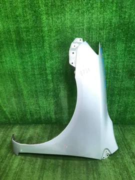 КРЫЛО НА TOYOTA COROLLA  AXIO ZRE142