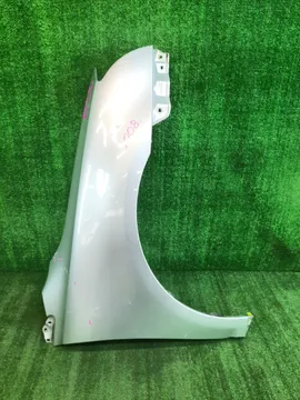 КРЫЛО НА TOYOTA AVENSIS AZT251