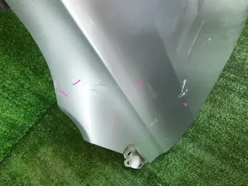 КРЫЛО НА TOYOTA AVENSIS AZT251