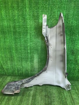 КРЫЛО НА MITSUBISHI CHALLENGER K99W