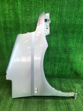 КРЫЛО НА NISSAN SERENA PC24