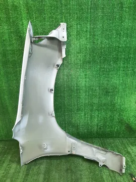 КРЫЛО НА TOYOTA HARRIER MCU10W