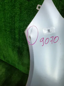 КРЫЛО НА MITSUBISHI LANCER CEDIA CS5W