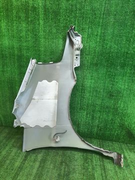 КРЫЛО НА NISSAN SERENA PC24