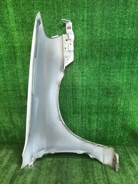 КРЫЛО НА NISSAN SUNNY FB15