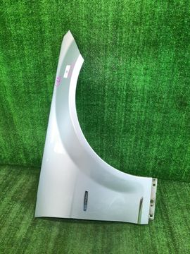 КРЫЛО НА MERCEDES-BENZ C180 S204