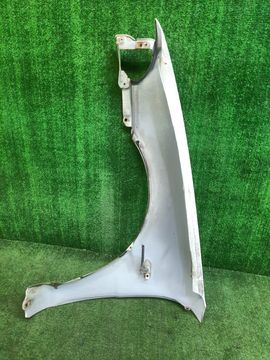 КРЫЛО НА MITSUBISHI LIBERO CD2V