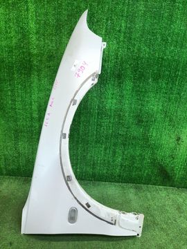 КРЫЛО НА MITSUBISHI GALANT EC5A