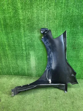 КРЫЛО НА NISSAN TIIDA C11