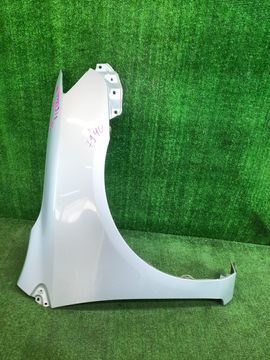 КРЫЛО НА TOYOTA COROLLA FIELDER NZE144G