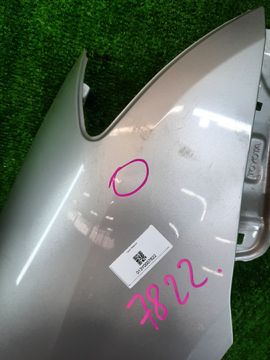 КРЫЛО НА TOYOTA COROLLA RUNX NZE121