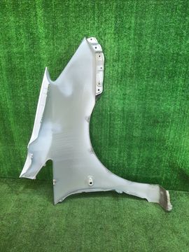 КРЫЛО НА TOYOTA COROLLA SPACIO NZE121N