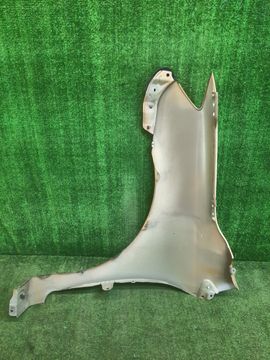 КРЫЛО НА TOYOTA COROLLA FIELDER ZRE142G