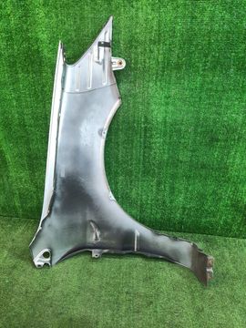 КРЫЛО НА MITSUBISHI LANCER CEDIA CS5W