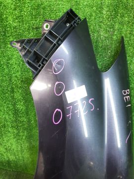 КРЫЛО НА HONDA EDIX BE1