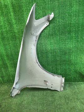 КРЫЛО НА NISSAN STAGEA M35