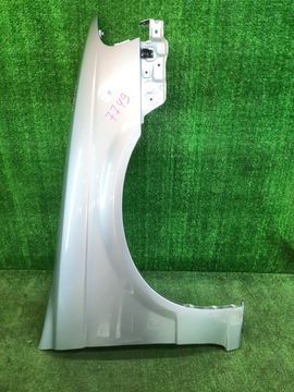 КРЫЛО НА NISSAN SUNNY B15