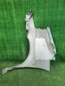 КРЫЛО НА NISSAN SERENA PC24