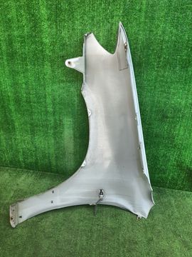 КРЫЛО НА MITSUBISHI AIRTREK CU2W