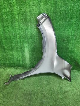 КРЫЛО НА HONDA VEZEL RU4