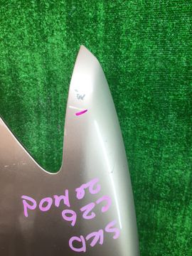 КРЫЛО НА NISSAN SERENA C26