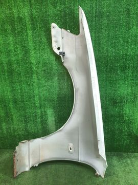 КРЫЛО НА NISSAN LAUREL HC35