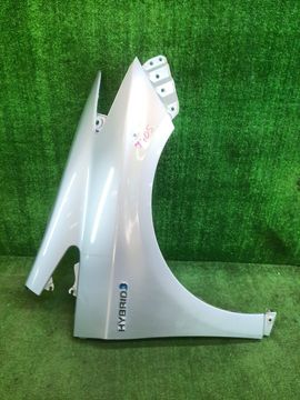 КРЫЛО НА TOYOTA PRIUS ZVW30
