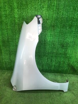 КРЫЛО НА TOYOTA COROLLA NZE121