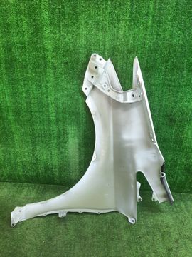 КРЫЛО НА TOYOTA PRIUS ZVW30