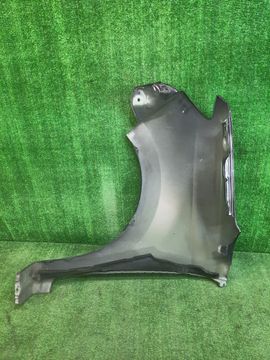 КРЫЛО НА TOYOTA BB QNC21