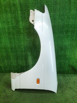 КРЫЛО НА NISSAN LAUREL HC35