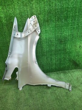 КРЫЛО НА TOYOTA PRIUS ZVW30