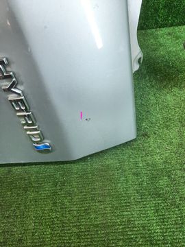 КРЫЛО НА TOYOTA PRIUS ZVW30