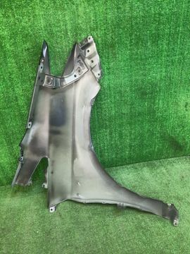 КРЫЛО НА TOYOTA PRIUS ZVW30