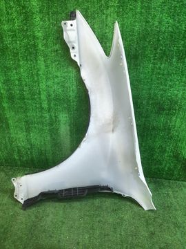 КРЫЛО НА TOYOTA CROWN GRS200