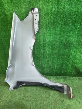 КРЫЛО НА TOYOTA COROLLA NZE121