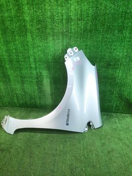 КРЫЛО НА TOYOTA AQUA NHP10