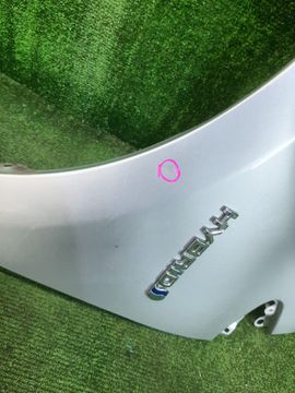 КРЫЛО НА TOYOTA AQUA NHP10