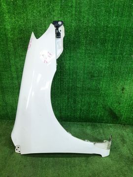 КРЫЛО НА TOYOTA COROLLA NZE121