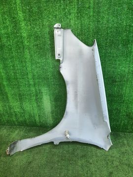КРЫЛО НА TOYOTA RAUM EXZ10
