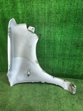 КРЫЛО НА TOYOTA BB NCP31