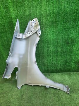 КРЫЛО НА TOYOTA PRIUS ZVW30