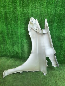 КРЫЛО НА TOYOTA PRIUS ZVW30