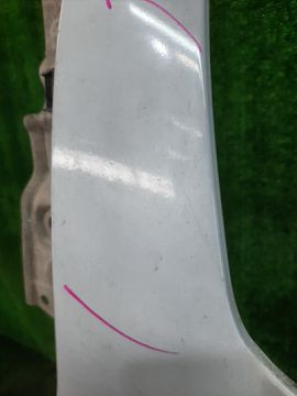 КРЫЛО НА NISSAN SERENA C24