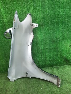 КРЫЛО НА MITSUBISHI AIRTREK CU5W