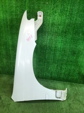 КРЫЛО НА NISSAN AVENIR W11