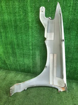 КРЫЛО НА NISSAN AVENIR W11